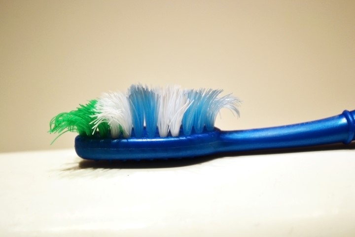 frayed-worn-out-toothbrush-reuse-recycle-repurpose